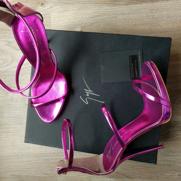 Giuseppe Zanotti Harmony Stiletto High Heel Sandal - Picture 2 of 10